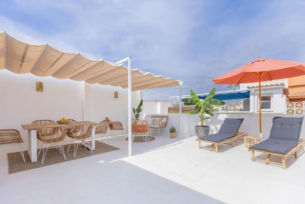 Downtown Flat With 46 Sqm Private Rooftop Terrace Malaga Luaran gambar